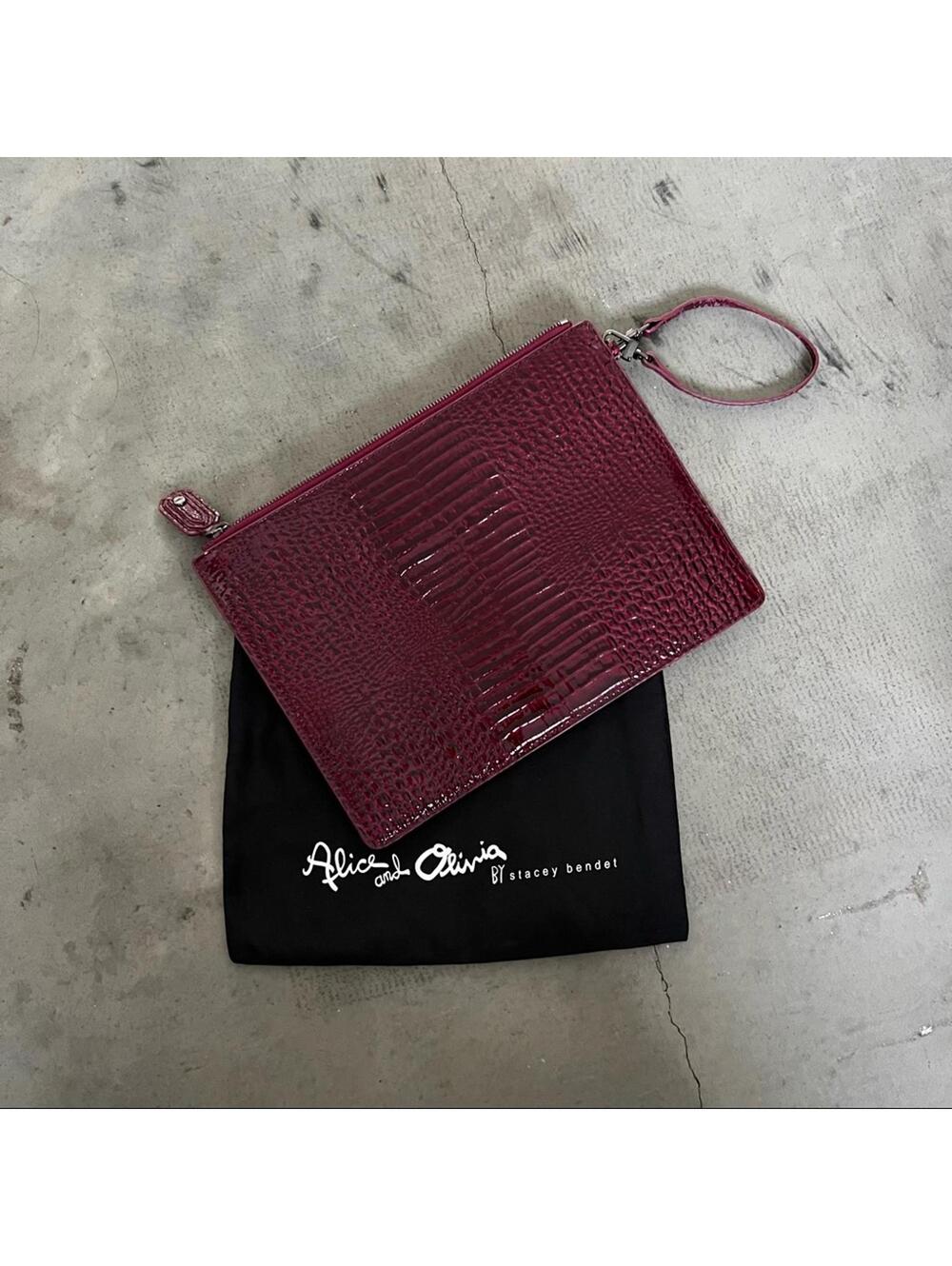 Alice and Olivia by Stacey Bendet clutch wristlet